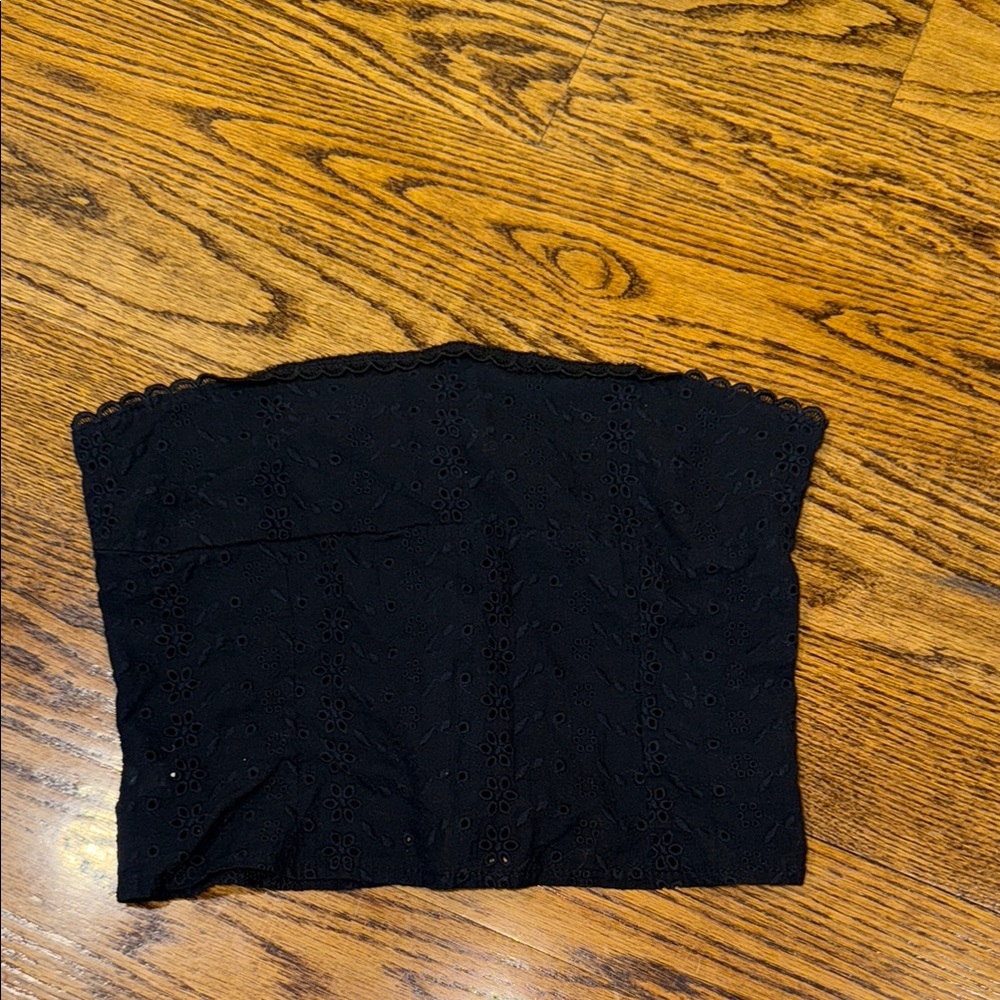 Black patterned tube top